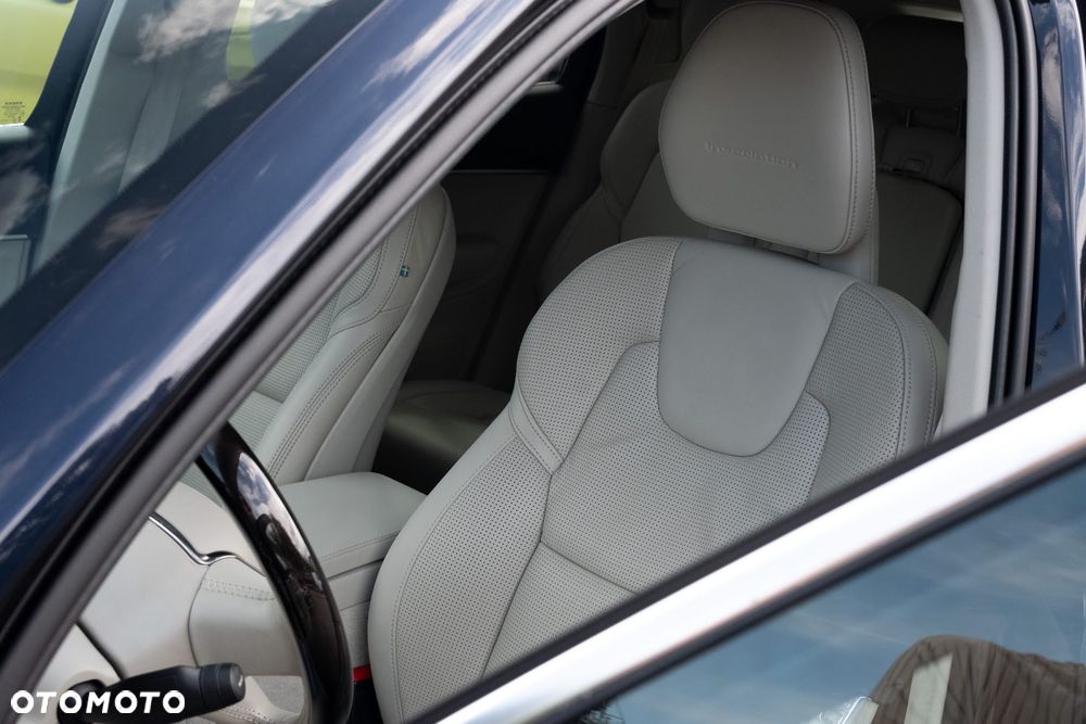 Volvo XC 90 D5 AWD Inscription 7os - 19