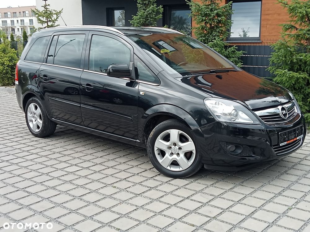 Opel Zafira - 1
