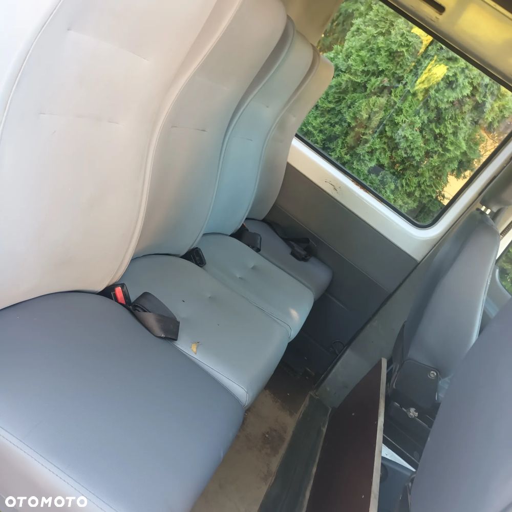 Mercedes-Benz Sprinter - 3