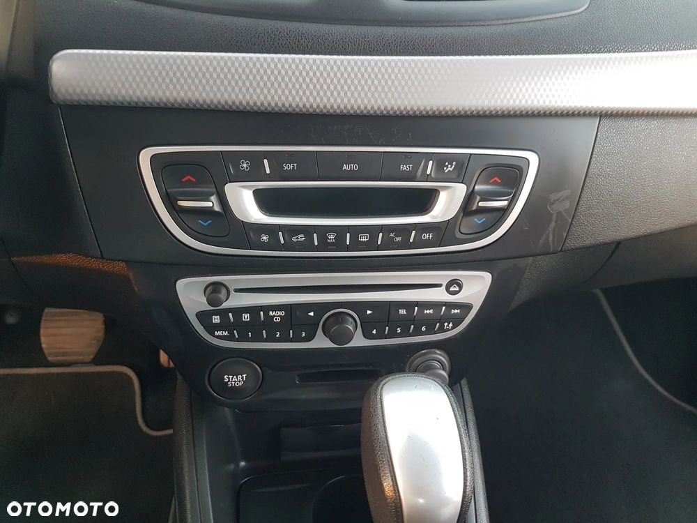 Renault Fluence 2.0 16V 140 CVT Dynamique - 22