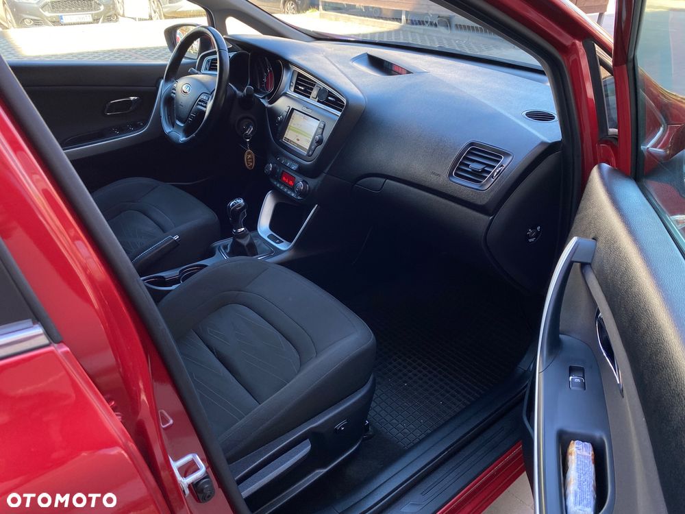 Kia Ceed 1.6 GDI L Business Line - 8