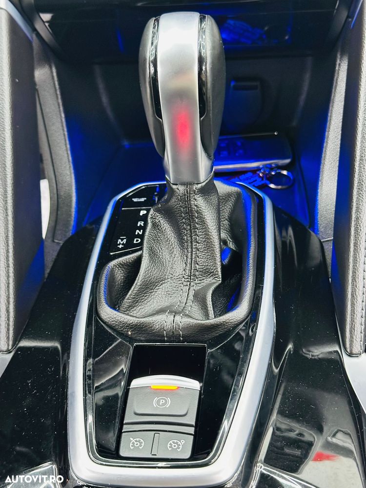 Renault Koleos ENERGY dCi 175 X-tronic 4WD LIMITED - 24