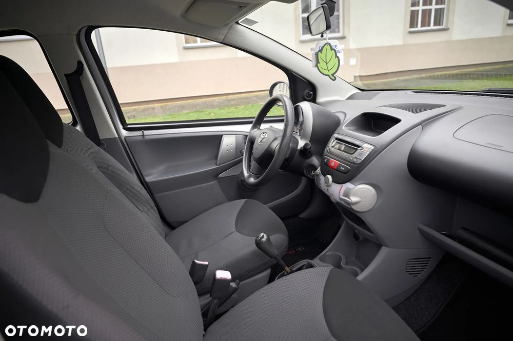 Toyota Aygo City - 32