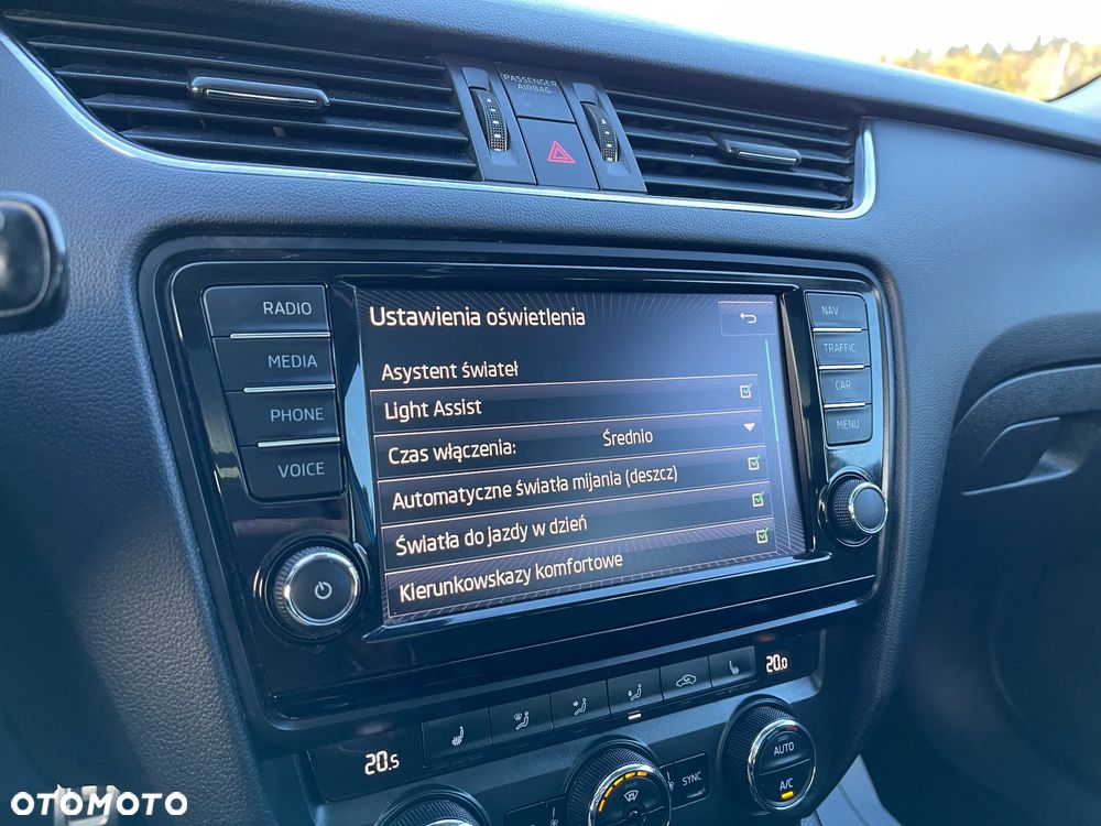 Skoda Octavia 2.0 TDI 4x4 DSG Scout - 25