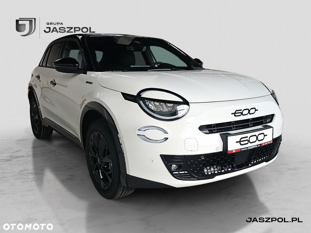 Fiat 600 1.2 Turbo Sport eDCT - 3