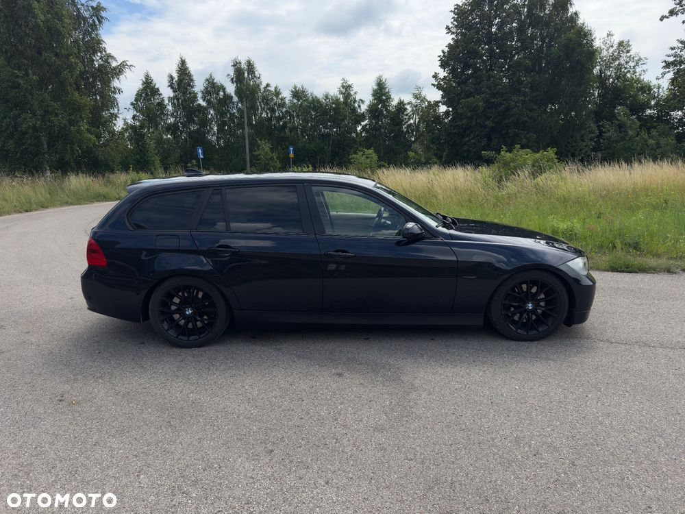 BMW Seria 3 325xi - 7