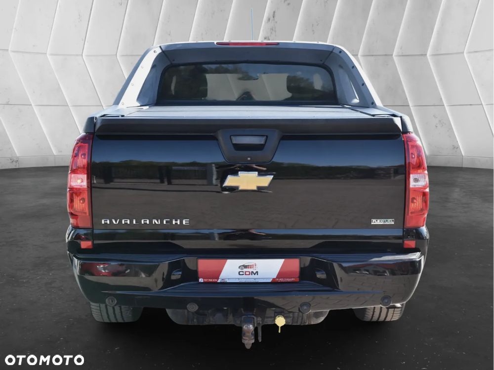 Chevrolet Avalanche - 8