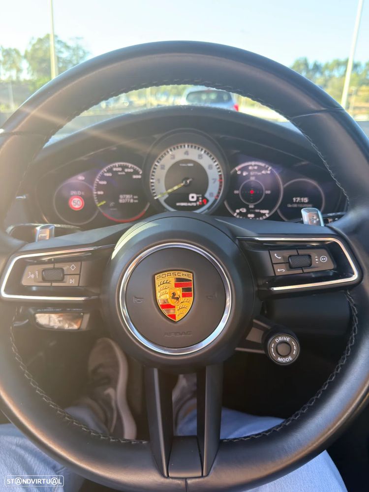 Porsche Panamera Sport Turismo - 3