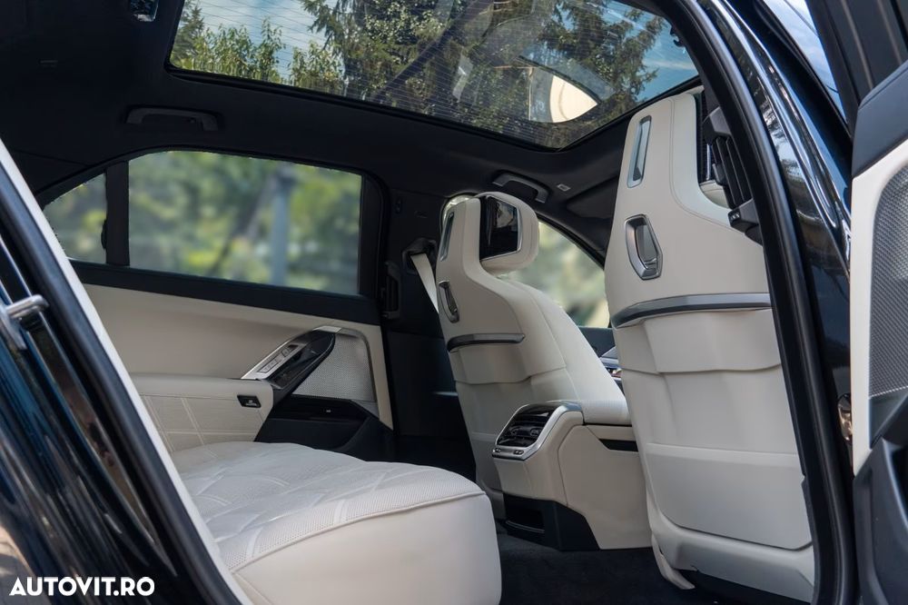 BMW Seria 7 740d xDrive - 30