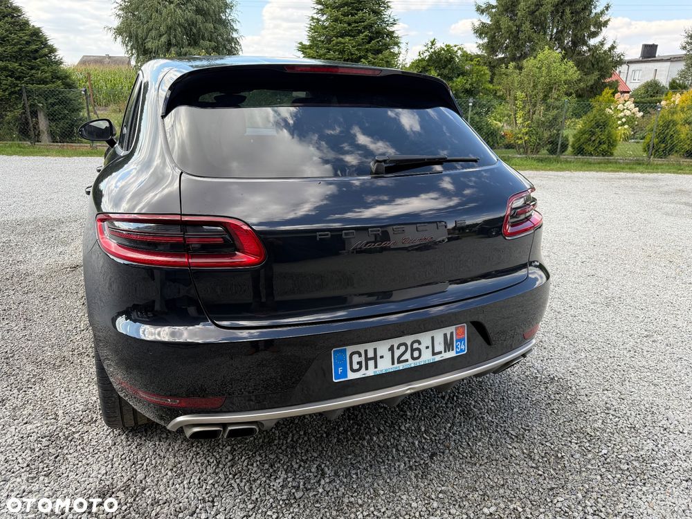 Porsche Macan Turbo PDK - 16