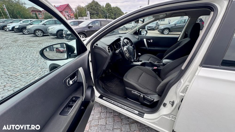 Nissan Qashqai - 11