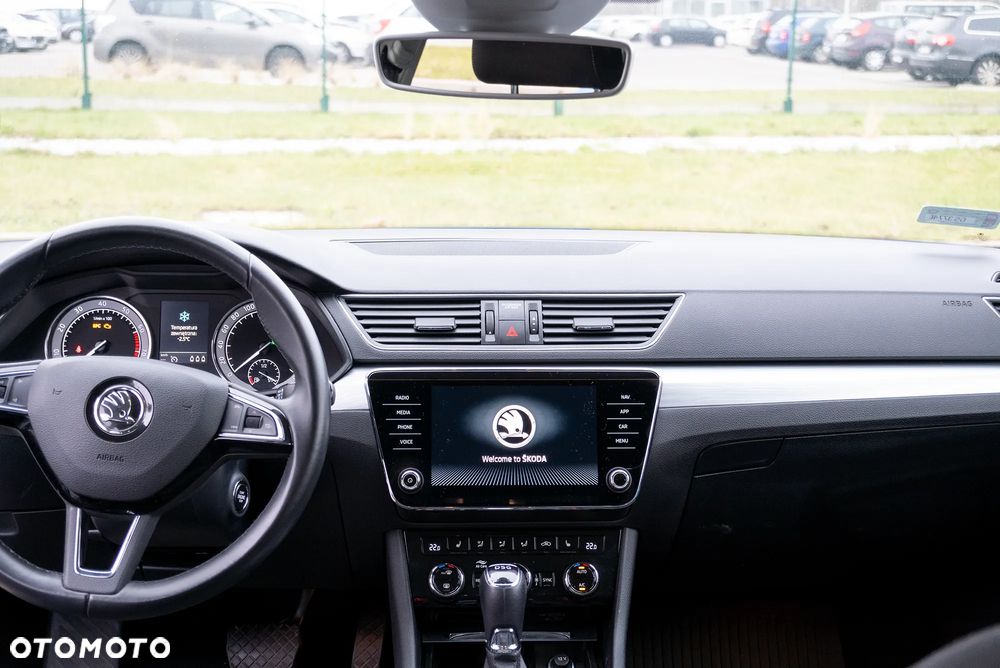 Skoda Superb 1.5 TSI Ambition DSG - 10
