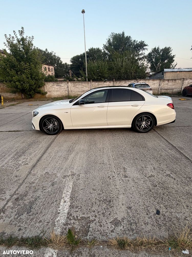 Mercedes-Benz E 53 AMG 4Matic AMG Speedshift 9G-TCT - 3