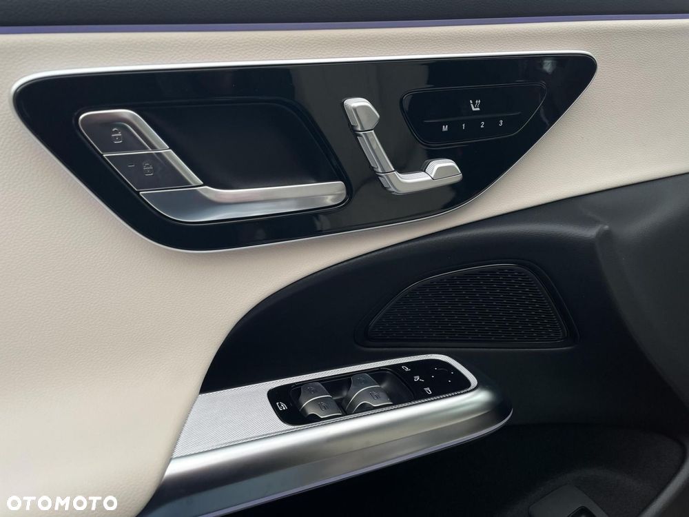 Mercedes-Benz Klasa E - 13