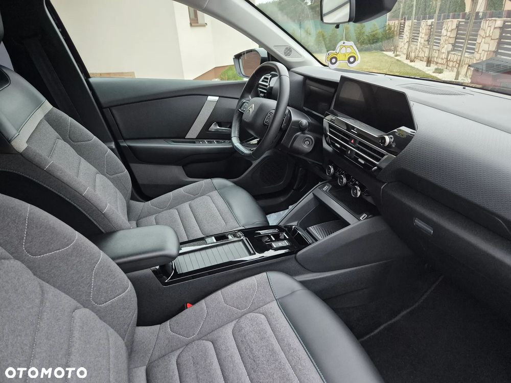 Citroën C4 BlueHDi 130 Stop&Start EAT8 SHINE - 8