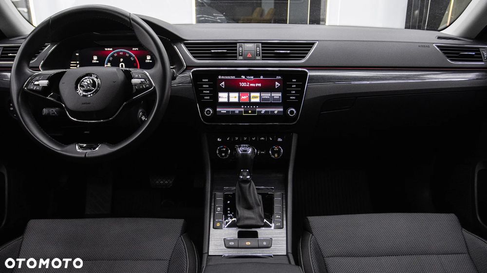 Skoda Superb 2.0 TSI Style DSG - 18