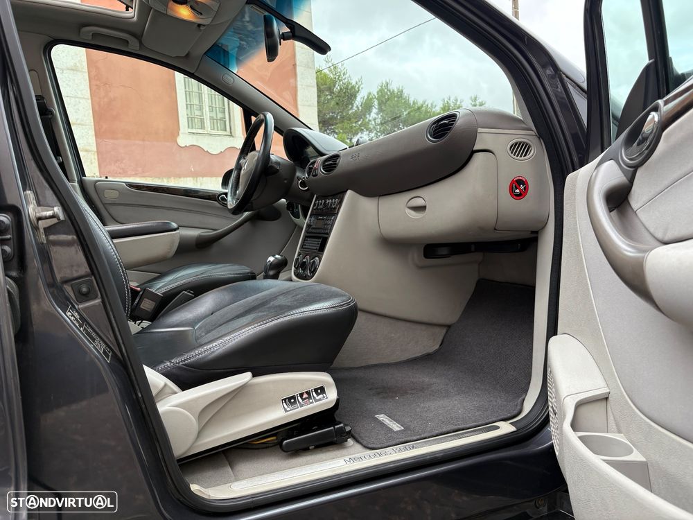 Mercedes-Benz A 190 - 10
