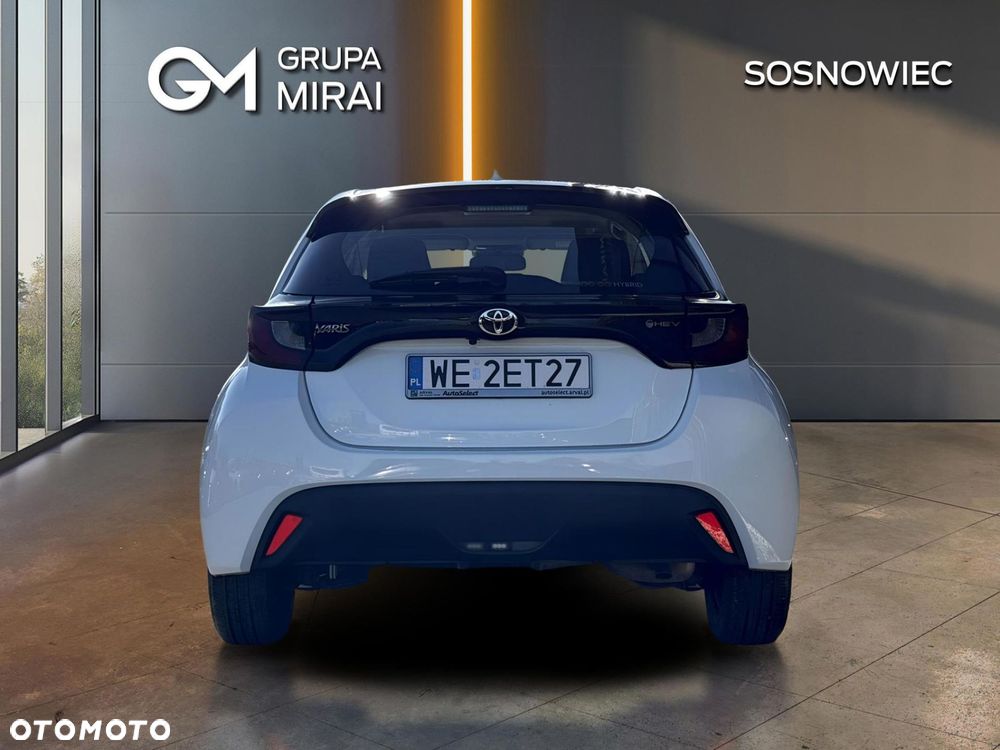 Toyota Yaris Hybrid 1.5 Active - 4