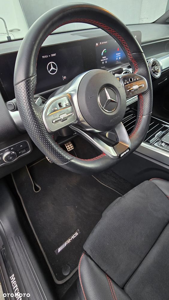 Mercedes-Benz GLB 250 8G-DCT AMG Line - 28