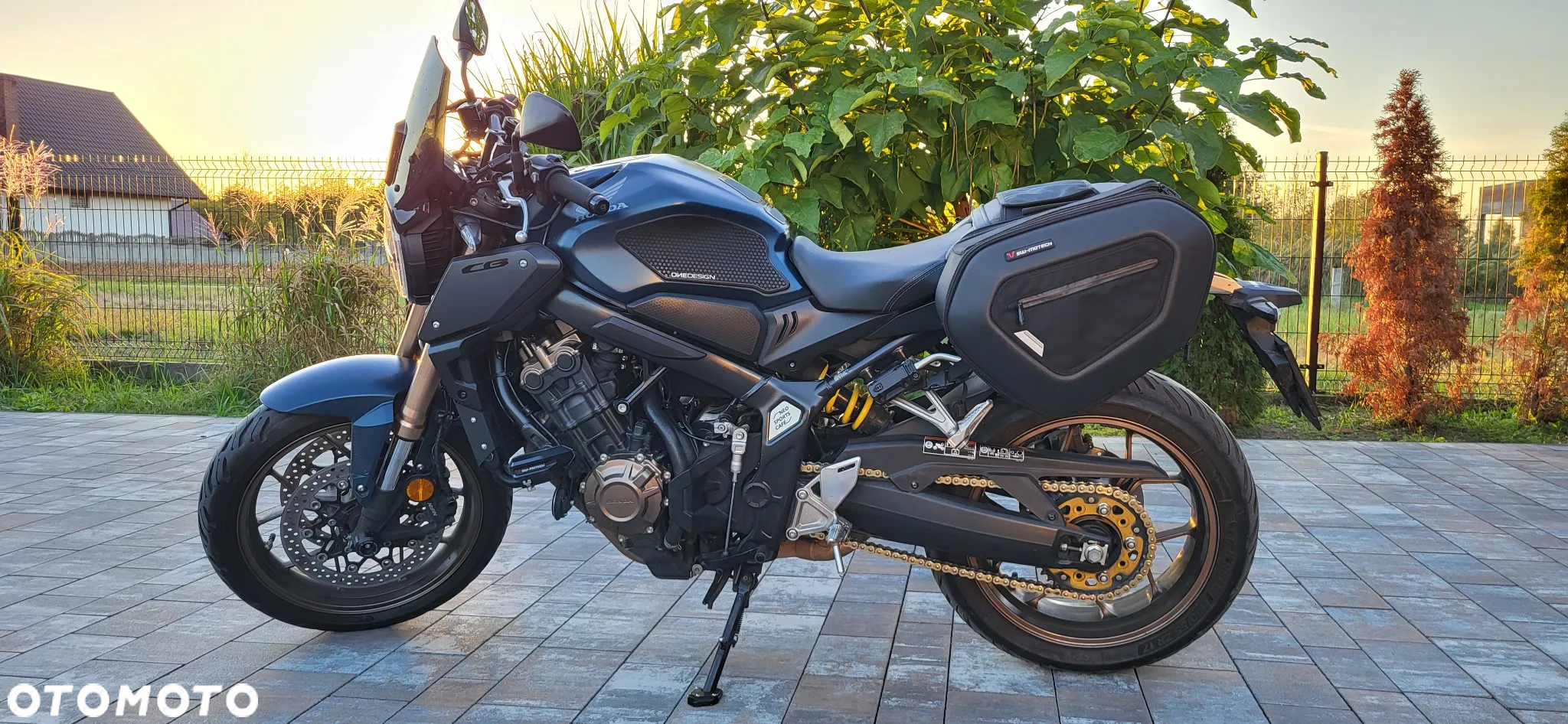 Honda CB - 9