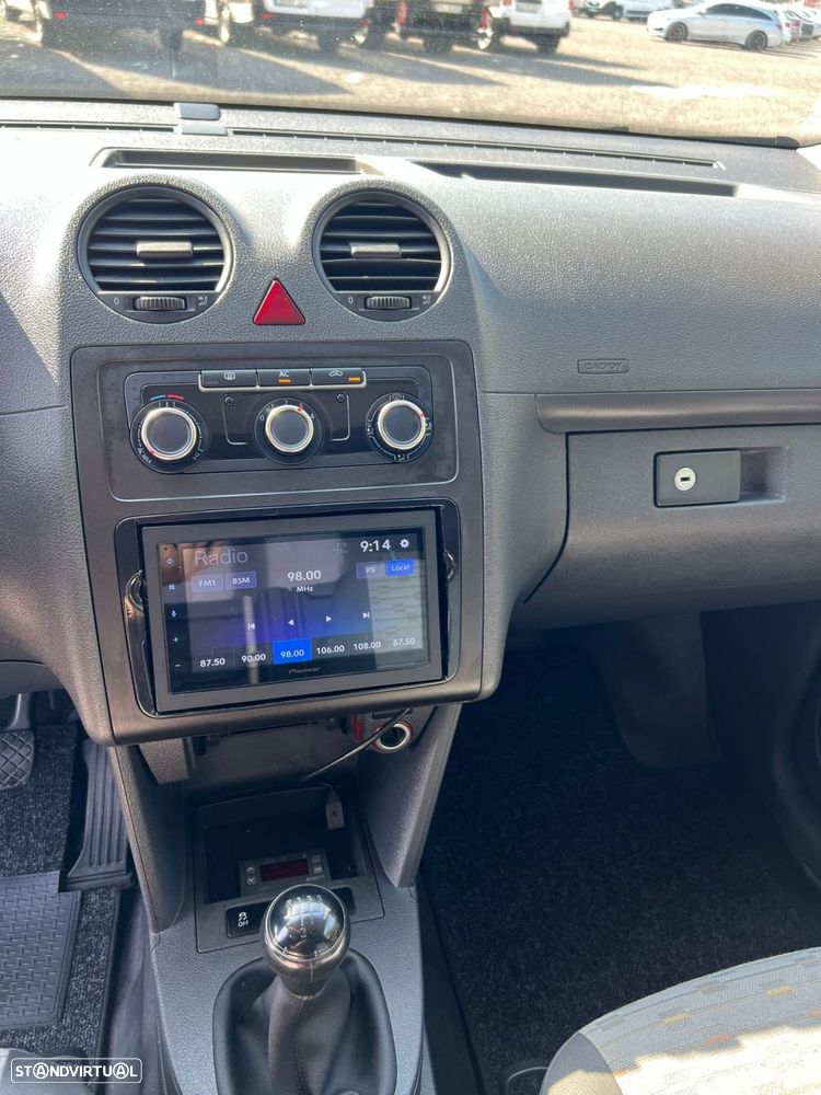 VW Caddy 1.6 TDi Extra - 16