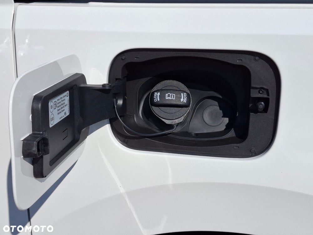 Volkswagen Multivan - 14