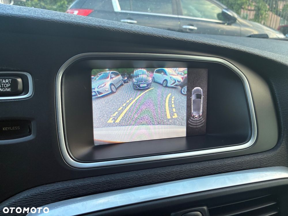 Volvo V40 D2 - 12