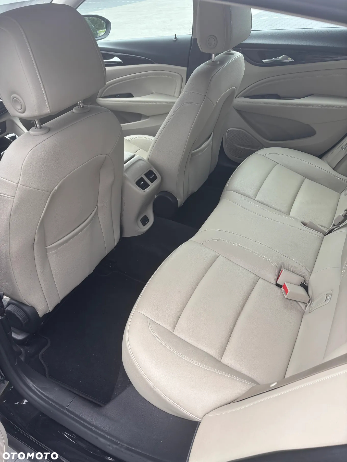 Opel Insignia 1.6 CDTI Edition ecoFLEX S&S - 10