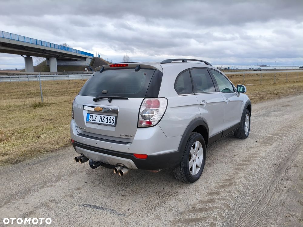Chevrolet Captiva 2.4 2WD 7 Sitzer LS - 6