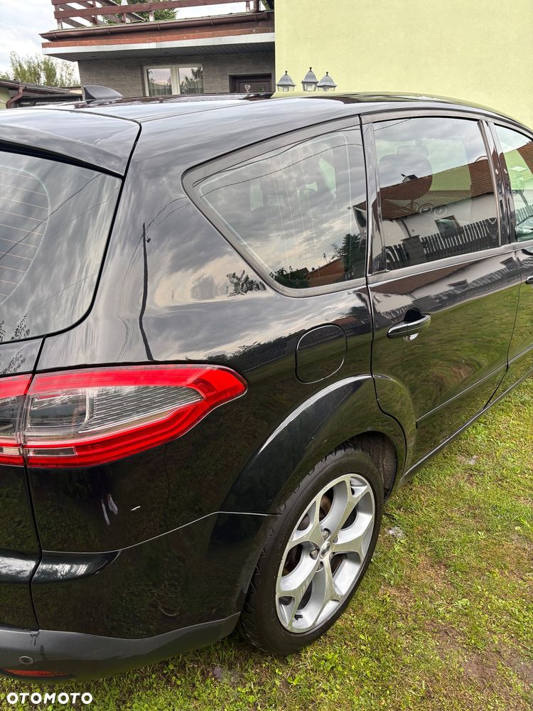 Ford S-Max - 8