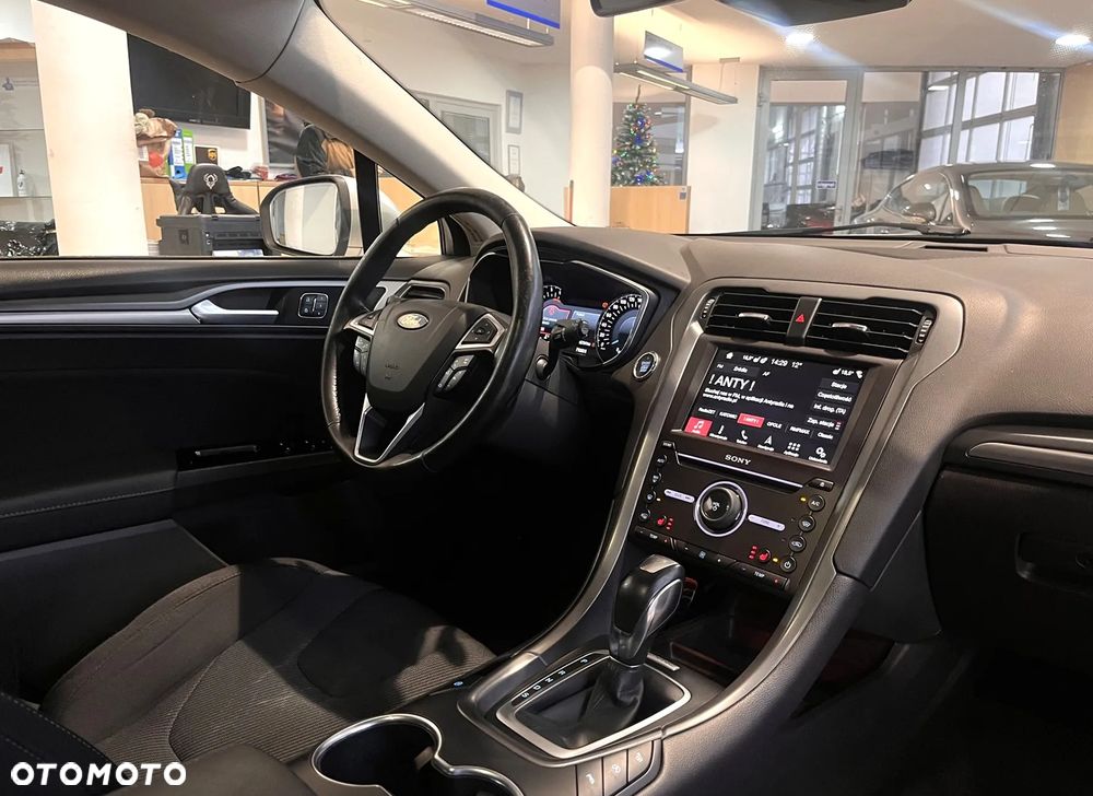 Ford Mondeo SW 2.0 TDCi S&S PowerShift-Aut Titanium - 29