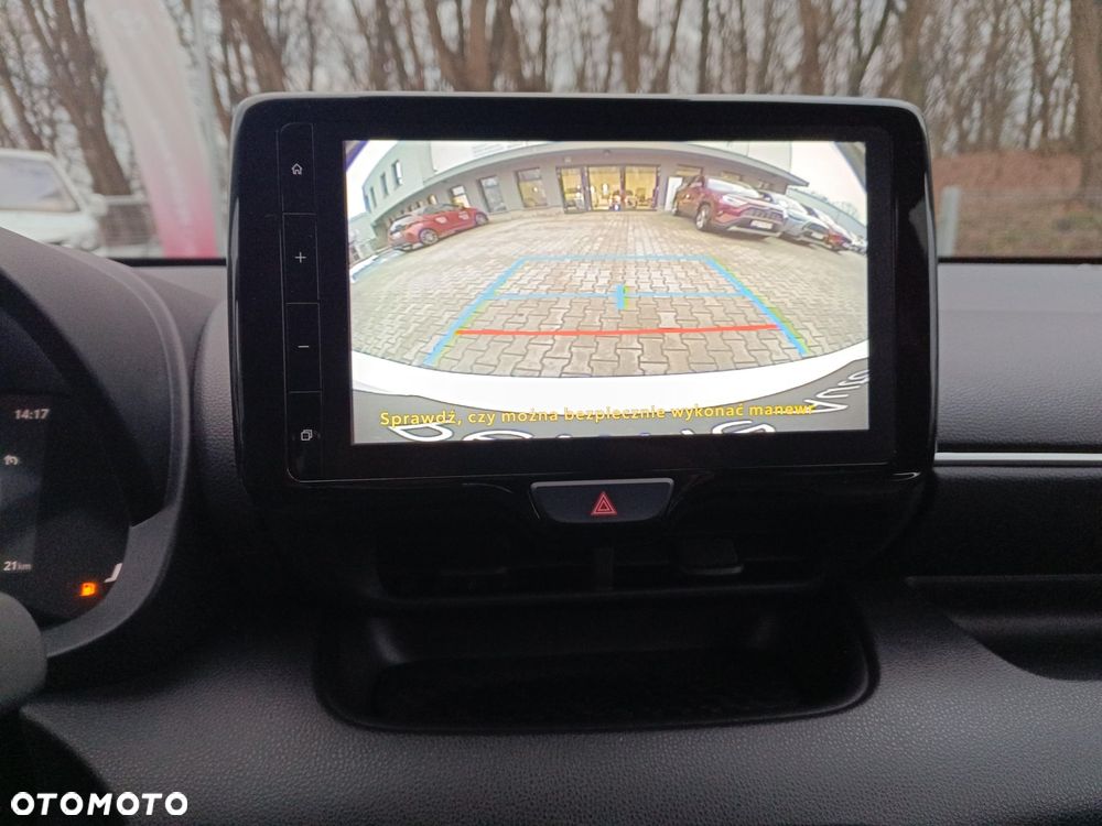 Toyota Yaris Hybrid 1.5 Style - 11