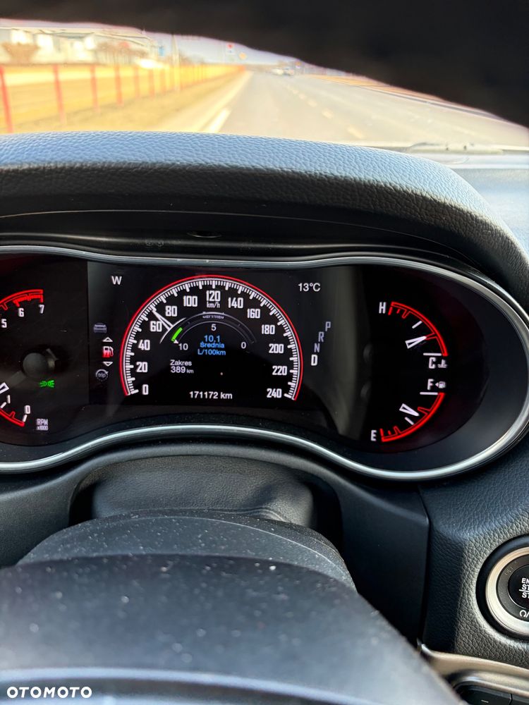 Dodge Durango 5,7 R/T - 17