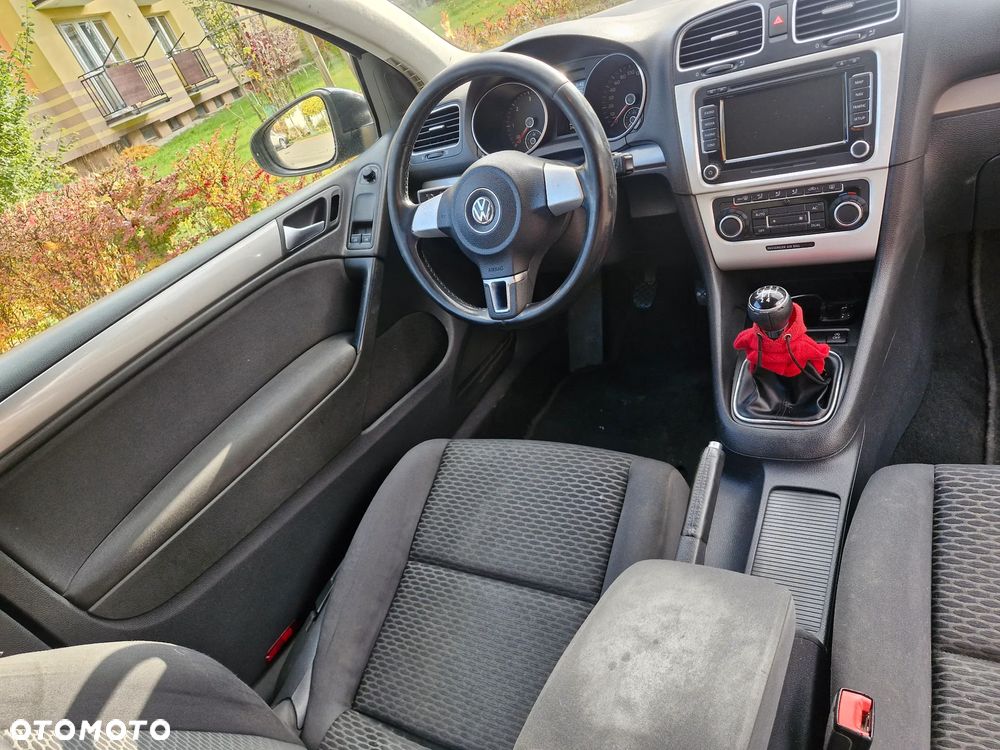 Volkswagen Golf 1.6 TDI DPF BlueMotion - 10