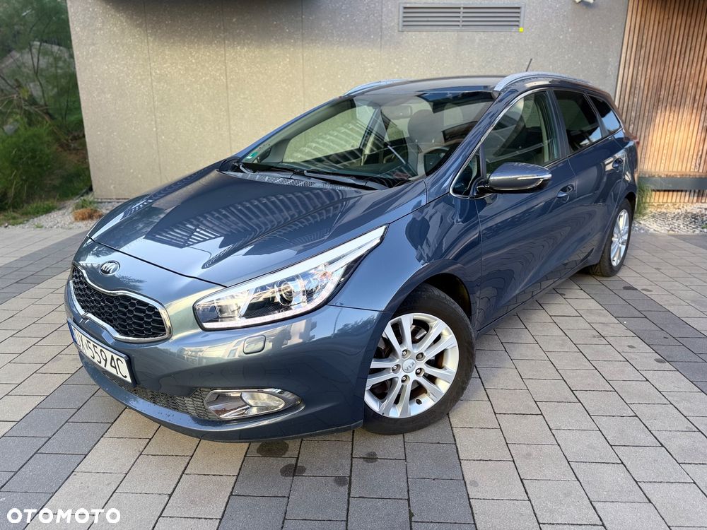 Kia Ceed - 23