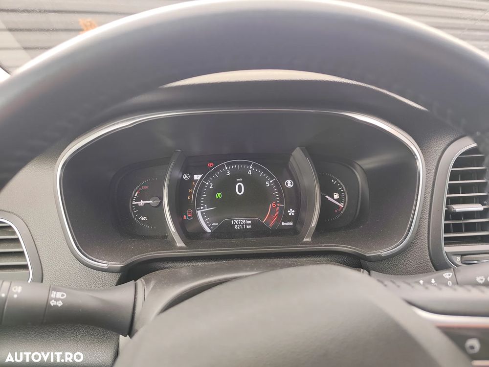 Renault Megane ver-energy-tce-140-edc-limited - 10