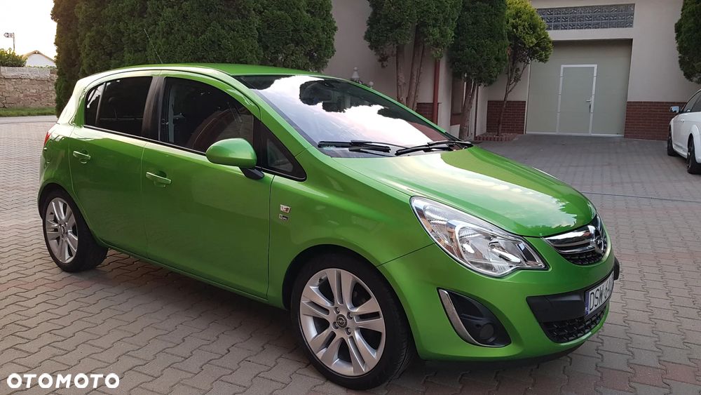 Opel Corsa 1.4 16V Enjoy - 29