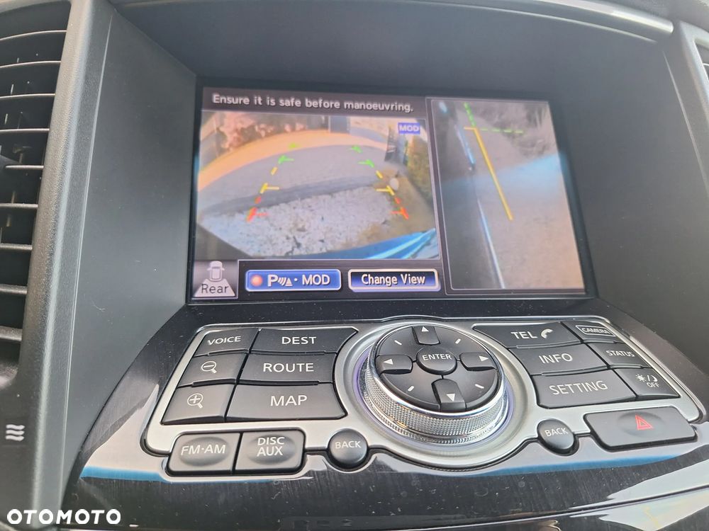 Infiniti FX FX30d S - 16