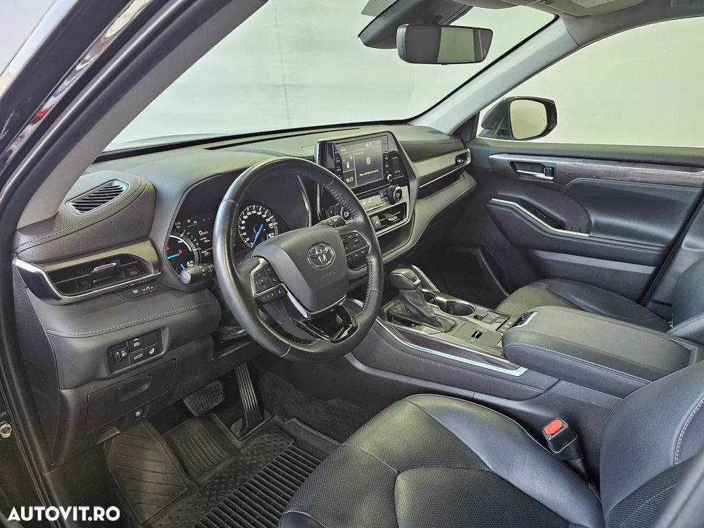 Toyota Highlander 2.5 L Dynamic Force 248CP Executive Metallic - 10