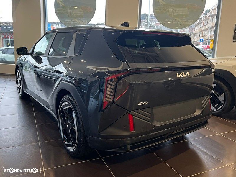 Kia EV4 81.4 kWh Tech - 6