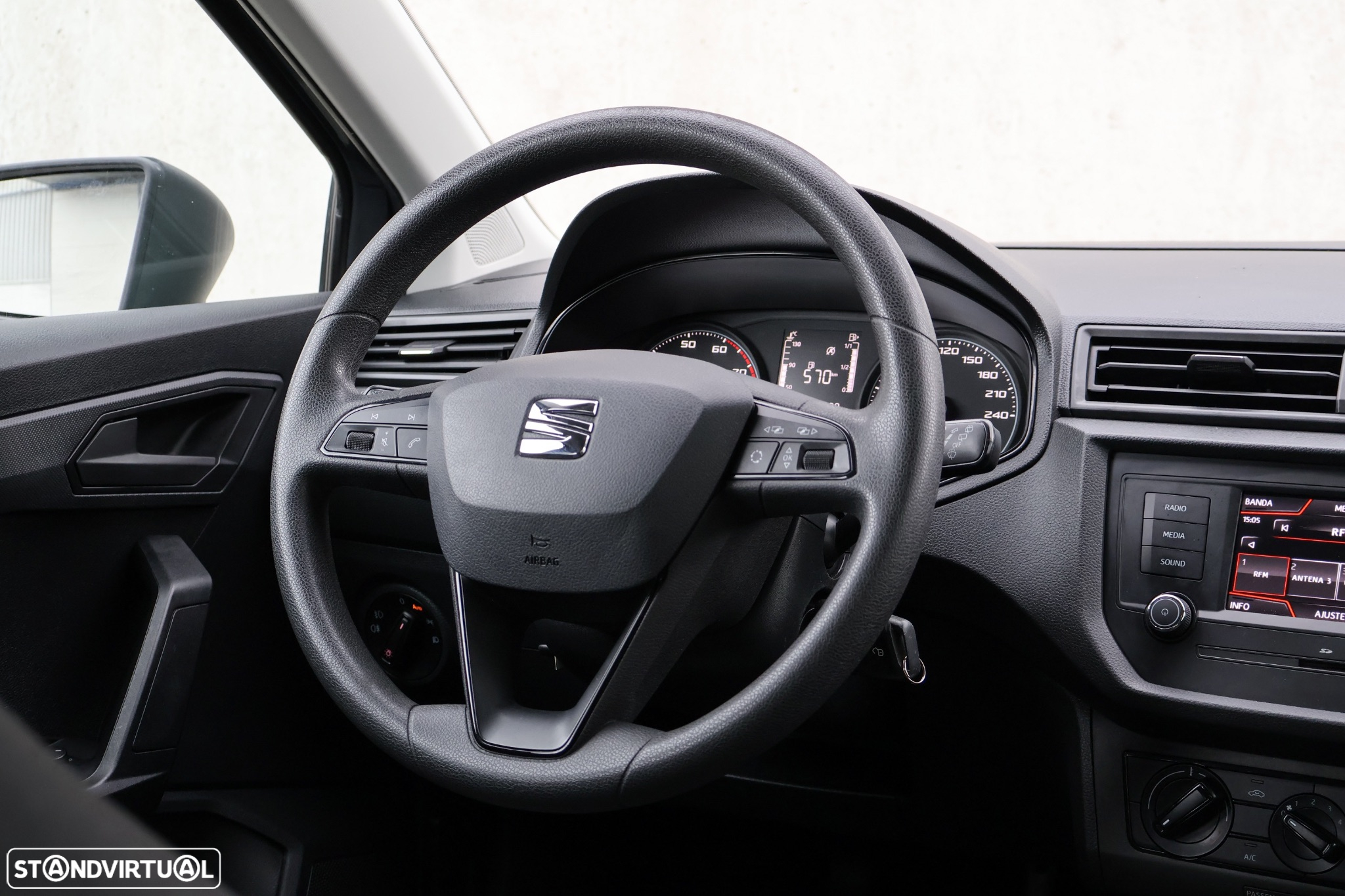 SEAT Ibiza 1.0 Reference - 13