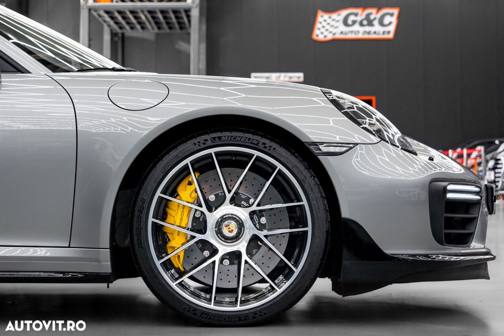 Porsche 911-TURBO-S Standard - 8