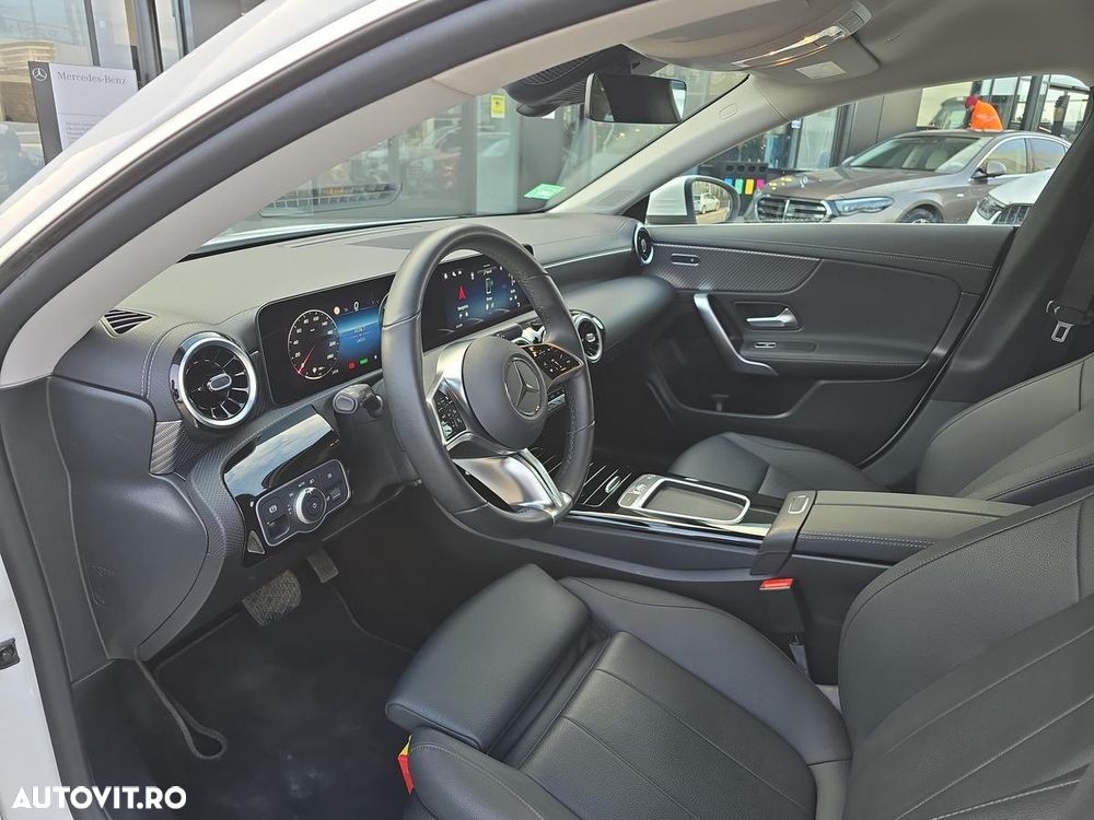 Mercedes-Benz CLA 250 e Coupe - 9