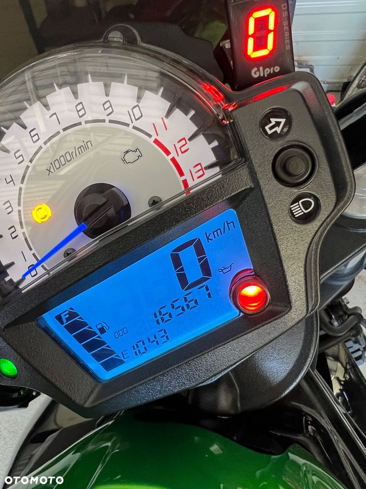 Kawasaki ER - 9