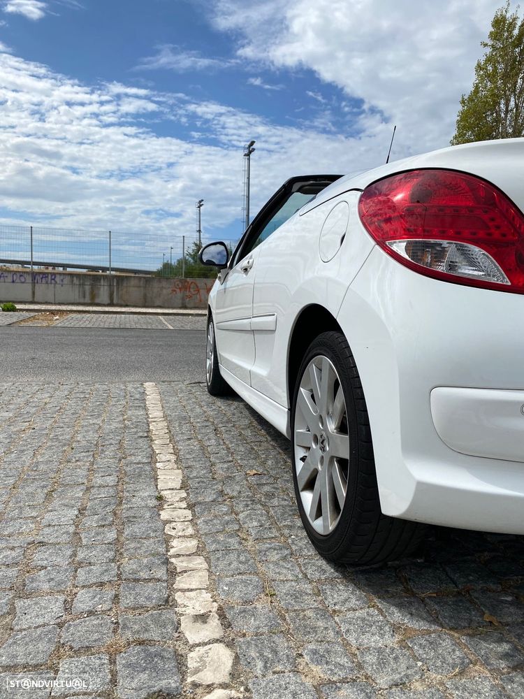 Peugeot 207 CC 1.6 HDi Allure - 3