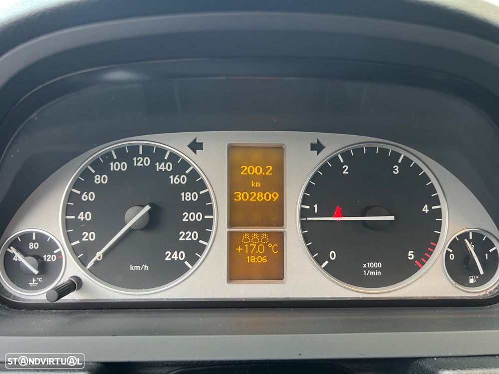 Mercedes-Benz B 200 CDI - 31