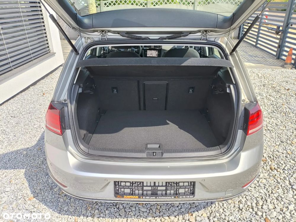 Volkswagen Golf - 5
