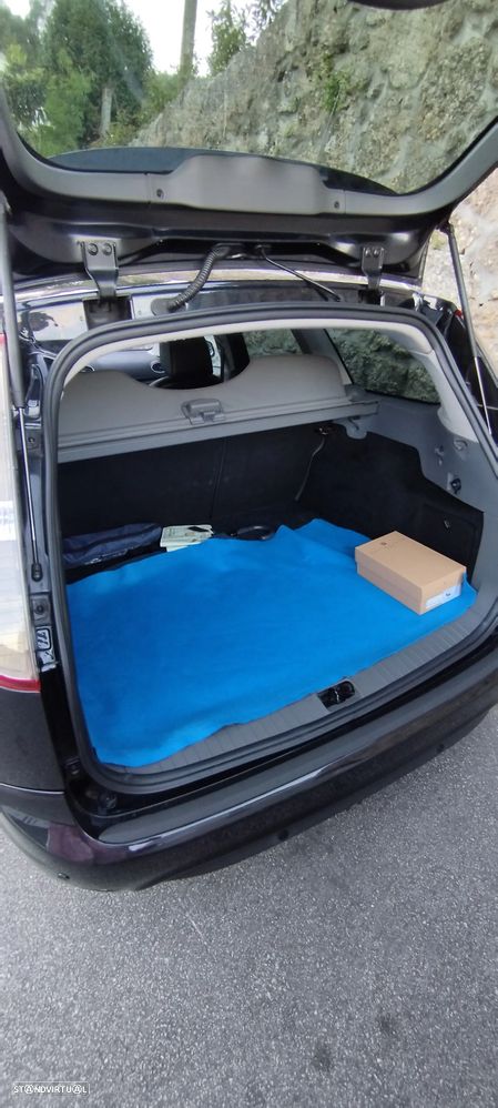 Ford Focus SW 1.6 TDCi Titanium - 12