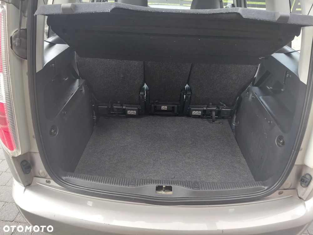 Skoda Roomster - 13