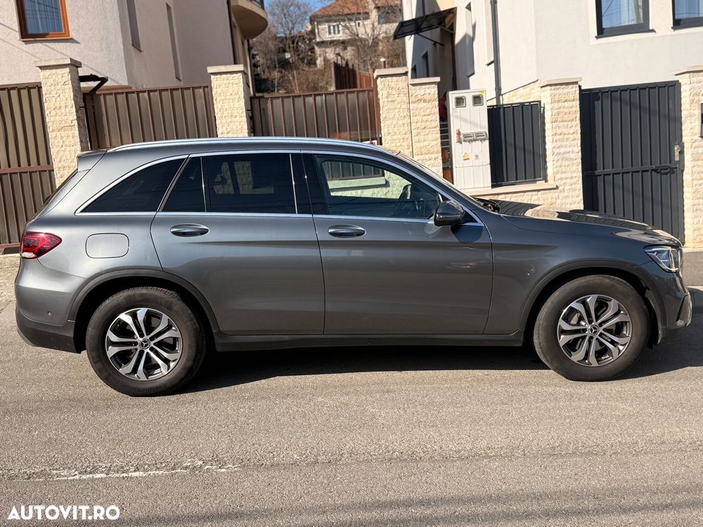Mercedes-Benz GLC 220 d 4MATIC 9G-TRONIC Exclusive - 3